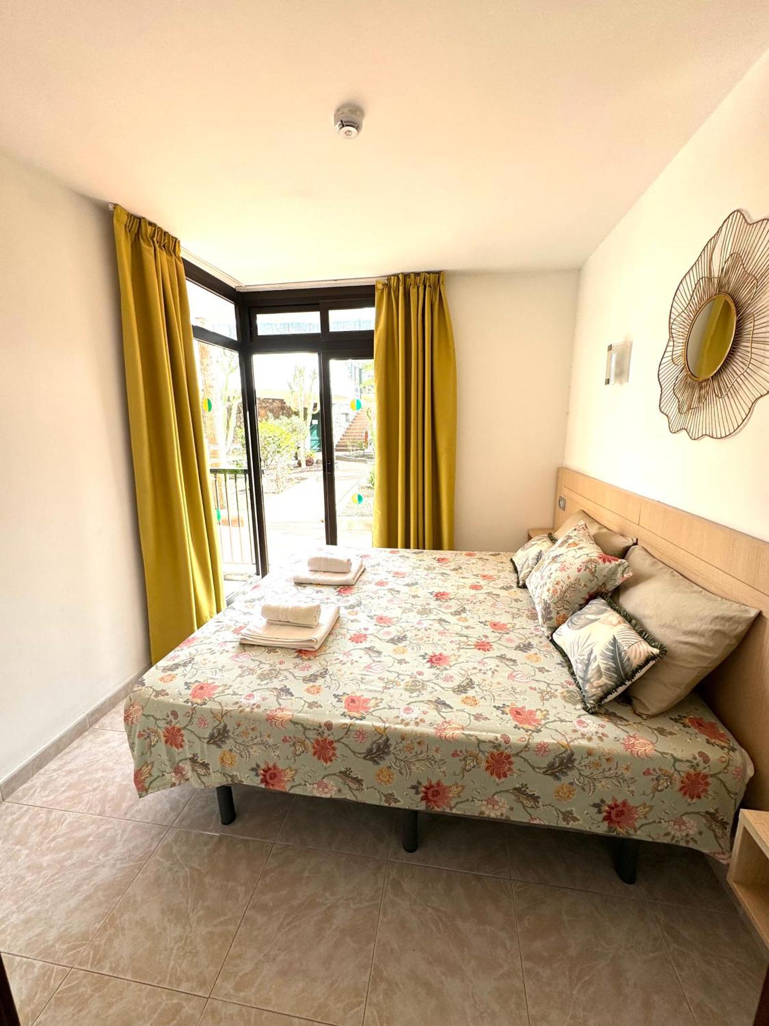 Guinea Apartment ปลายา เดล อิงเกลส ภายนอก รูปภาพ